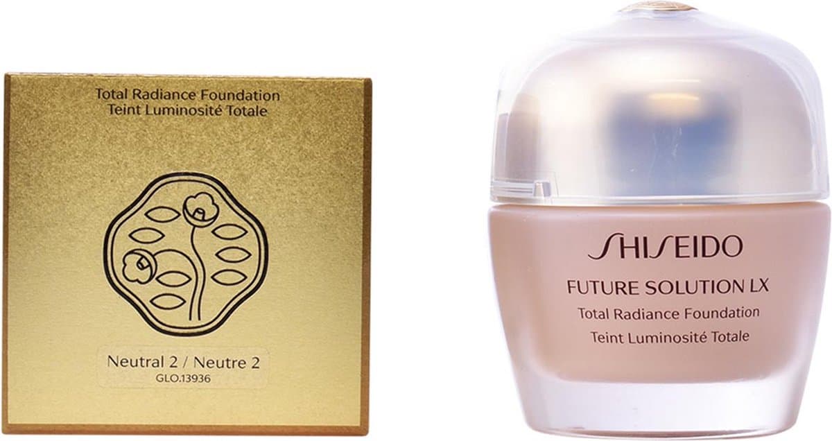 Shiseido Future Solution LX Total Radiance Foundation 30 ml